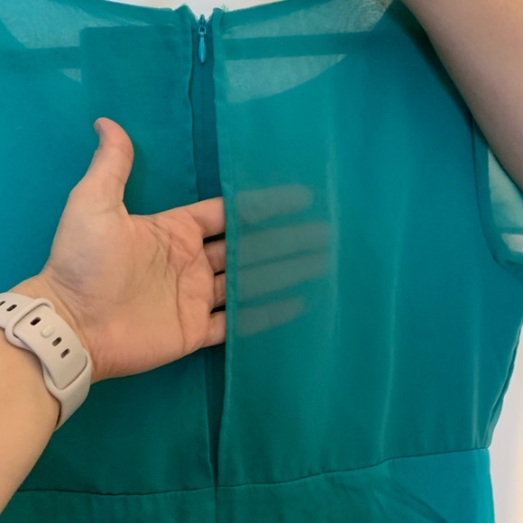 Modcloth Green pleated dress. Size M - Picture 5 of 10